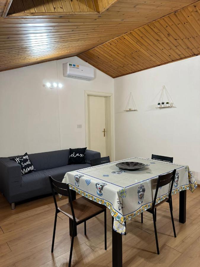 La Mansarda Di Melo Apartment CTA Exterior foto